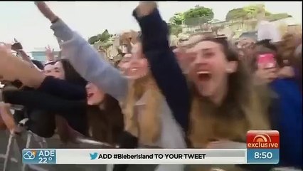 Justin Bieber takes a Selfie on Sunrise 7 - Australia