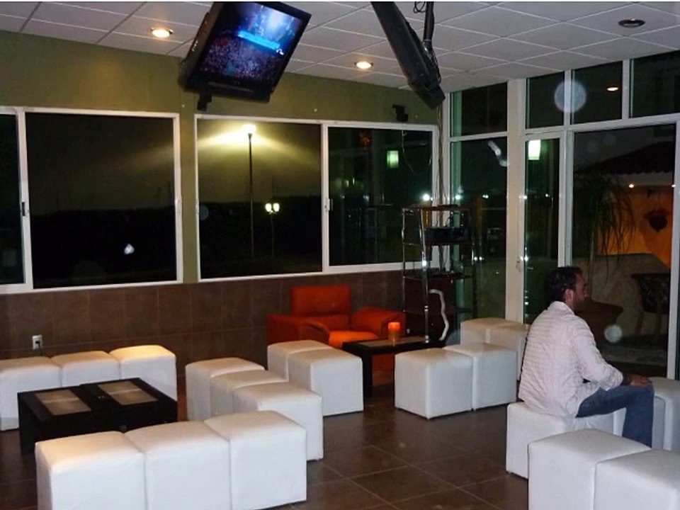 salas lounge