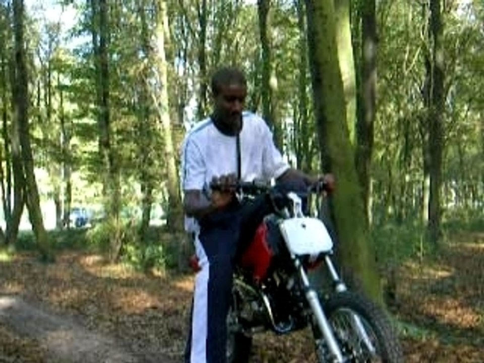 Kekey a fon magnifik vitess a voir