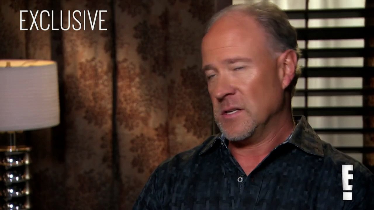 Brooks Ayers Speaks Exclusively to E! - Full Interview | E!
