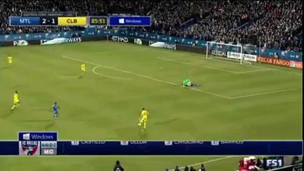 Drogba'dan kaleciye şok hareket!