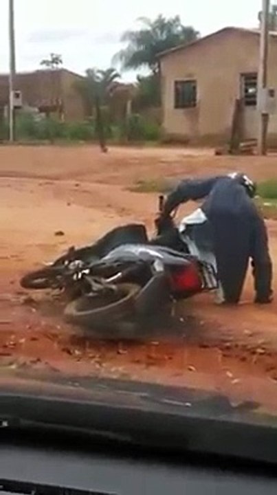 Au bout d'un moment faut arrêter d'insister. L'alcool s'est dangereux mdr