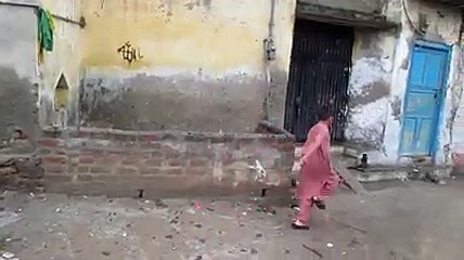 Very funny stree childs in pakistan