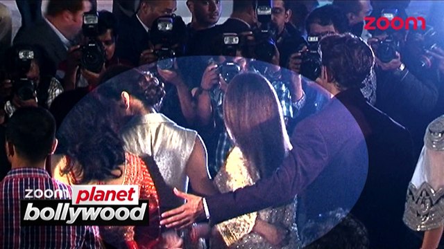 Hrithik Roshan AVOIDS Kangana Ranaut - Bollywood Gossip