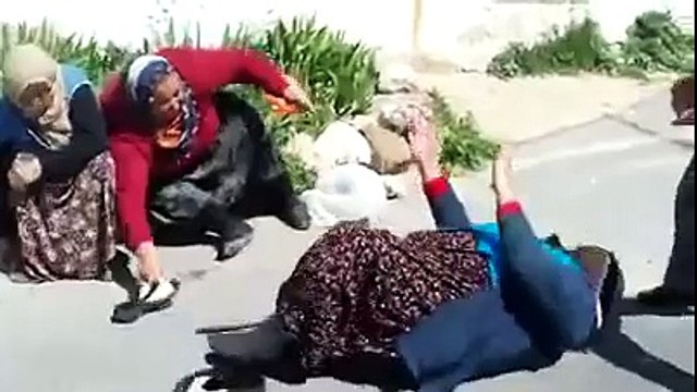 Apaçi Dansı Yapan Teyze