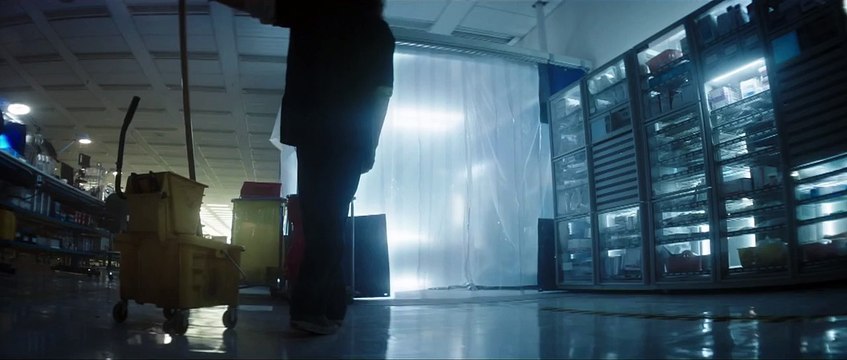 Scouts Guide to the Zombie Apocalypse - Zombie Breath Is the Worst Breath