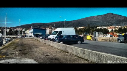 Puerto deportivo, un día por la mañana, Pobra do Caramiñal