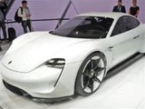 Porsche Mission E, la voiture électrique haut de gamme