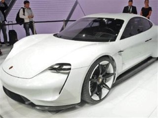 Porsche Mission E, la voiture électrique haut de gamme