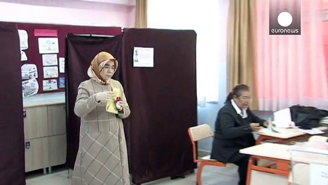 Zweiter Anlauf gegen die Hürden: Türkische Wähler hoffen auf neue Kraft
