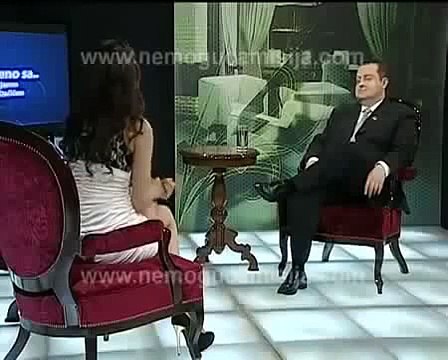 Телеведущая без трусов застесняла президента)) 18+ mp