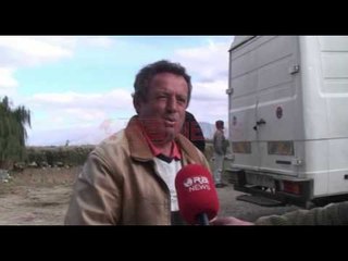 Korçë, tregu i bagëtive mes baltës dhe plehrave, Bashkia vjel vetëm taksën- Ora News