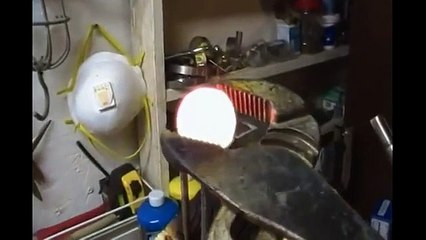 Sabun Üzerine Kızgın Top Koyarsanız Ne olur_ - Komik videolar - Funny videos