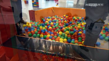 Exclusive Insights with Simon Lazenby on Sky Sports 🏆