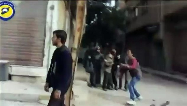 Syrie : les violents bombardements de l'armée continuent dans des quartiers rebelles près de Damas