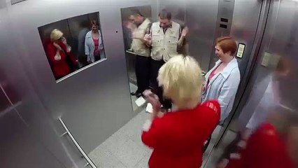 Best Elevator Spider Prank - iPad Magic - Scary Prank - Funny Scary Prank Videos