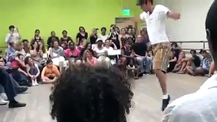 Most Amazing One Leg Dancer Performing Tap Dance