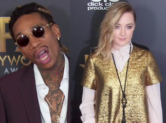 Exclu Vidéo :  Carey Mulligan, Wiz Khalifa, Will Smith... Du beau monde à L.A. pour les Hollywood Film Awards !