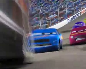 Arabalar - Şimşek Mcqueen Artık Ünlü Bir Yarış Arabası!