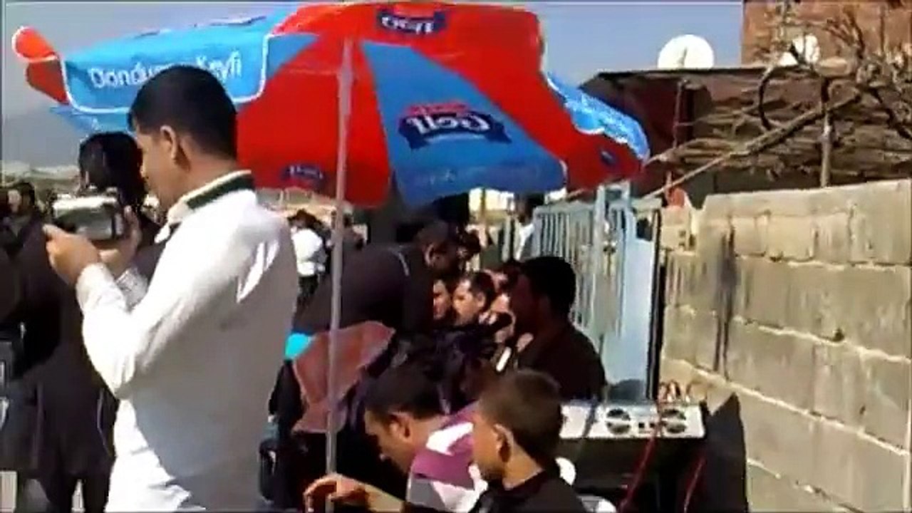 süper harika kürtçe halay Daweta Kurda @ MEHMET ALİ ARSLAN Grup