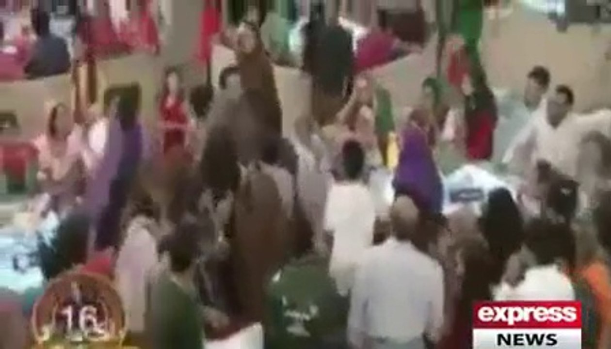 Real Video of Aamir Liaquat Aam Khaye Ga Aam