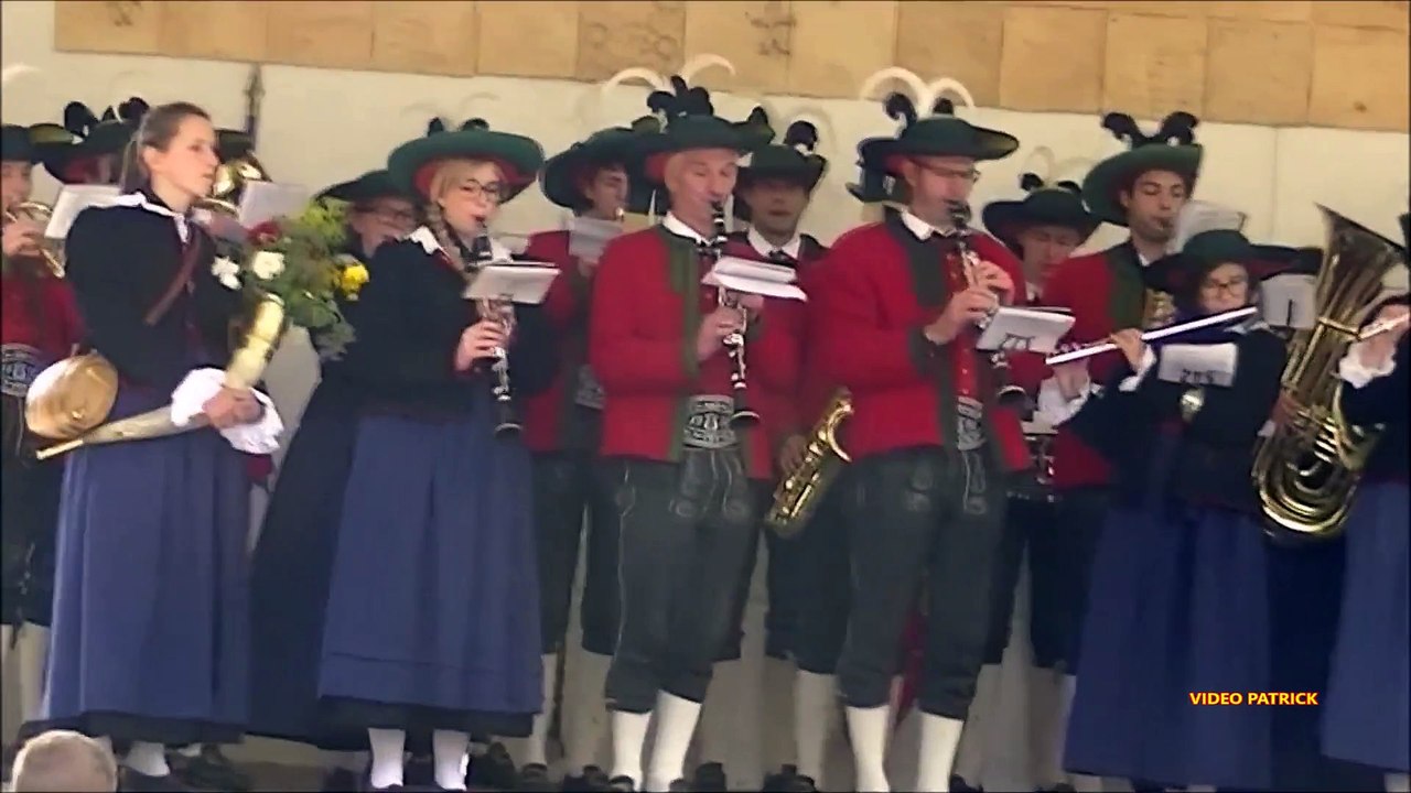 Folklore Tyrolien de TERENTEN ( AUTRICHE )