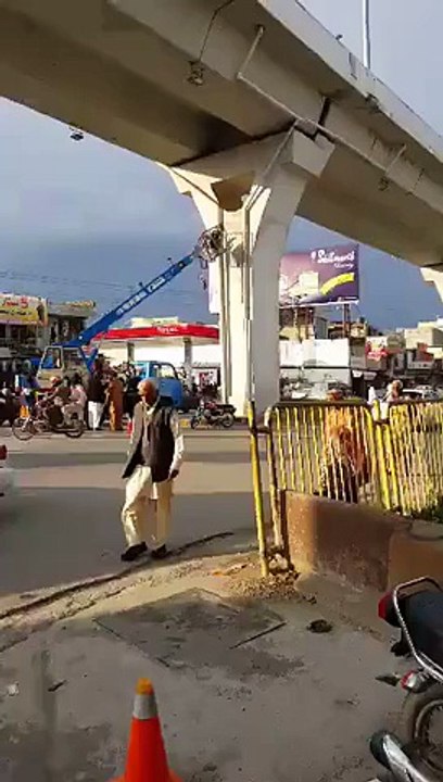 Look At This Metro Bus Bridge Is Broken After Few Weeks
