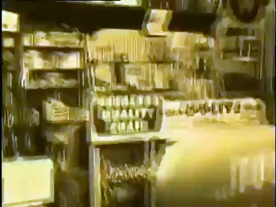 ED GEIN THE REAL LEATHERFACE - Serial Killer Killers Crime Biography (full documentary)