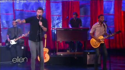 Brett Eldredge Performance Nov 02 2015