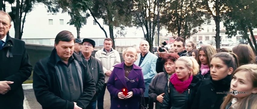 AGORA MEDIA | Părintele Grigorie Marchiş, vorbind tinerilor adunaţi la Turda să comemoreze victimele din Colectiv