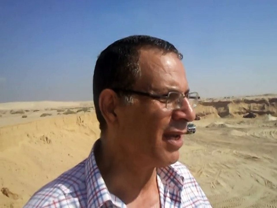 جورج وهبة أمين المصريين الاحرار فى الاسماعيلية فى زيارة لأول موقع حفر فى قناة السويس الجديدة سبتمبر2014