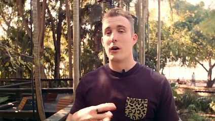 Magician Advice ¦ What To Wear When You Perform ¦ Free Magic Advice