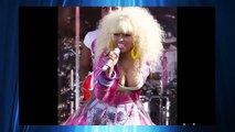 Nicki Minaj Props Up Her Boobs In Her Second Look Of The Night As A Host At The MTV EMA 20