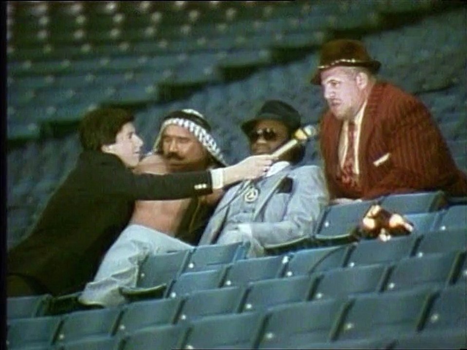 WWF Wrestlemania III - The Iron Sheik & Nikolai Volkoff Bonus Interview