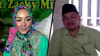 Regina Berhijab, Farhat Rajin Sholat - Cumicam 03 November 2015