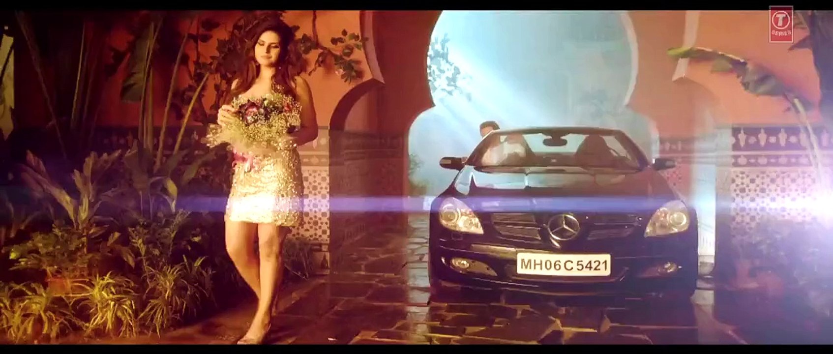 Hate Story 3  Tumhe Apna Banane Ka' Video Song Making  Zareen Khan, Sharman Joshi