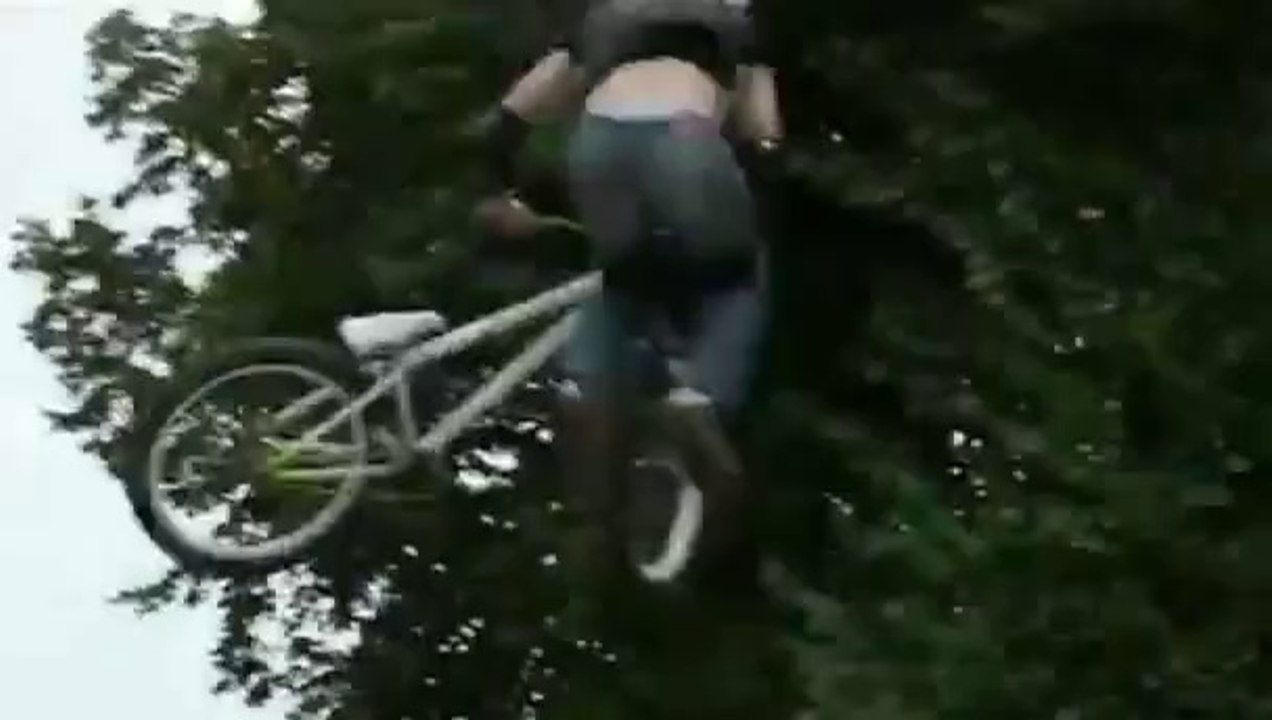 Bicycle Front Flip Epic Fail Video Laugh your heart