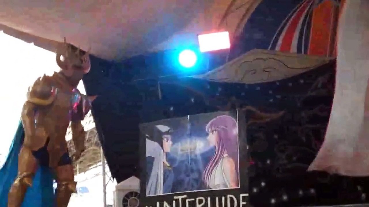 Kamen 2014 Tauro no Seinto de Alex Phillips