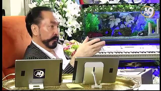 Gençlerin ruhunda sol görüşe eğilim olmasının sebebi, bir çok sağ görüşlü arasında gerçek samimi insanın az bulunmasıdır.