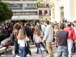 Πορεία φοιτητών Πανεπιστημίου στο κέντρο της Λαμίας