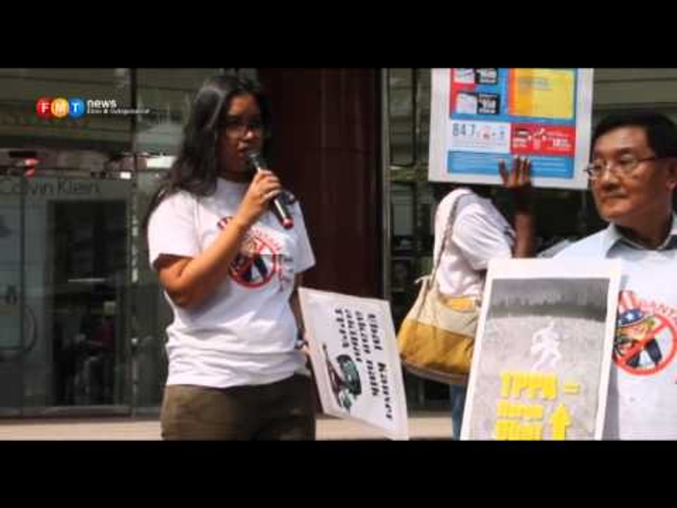 'Zombies' warn against TPPA