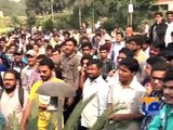 Protest of BZU Lahore Campus students continues on second day-Geo Report -03 Nov 2015