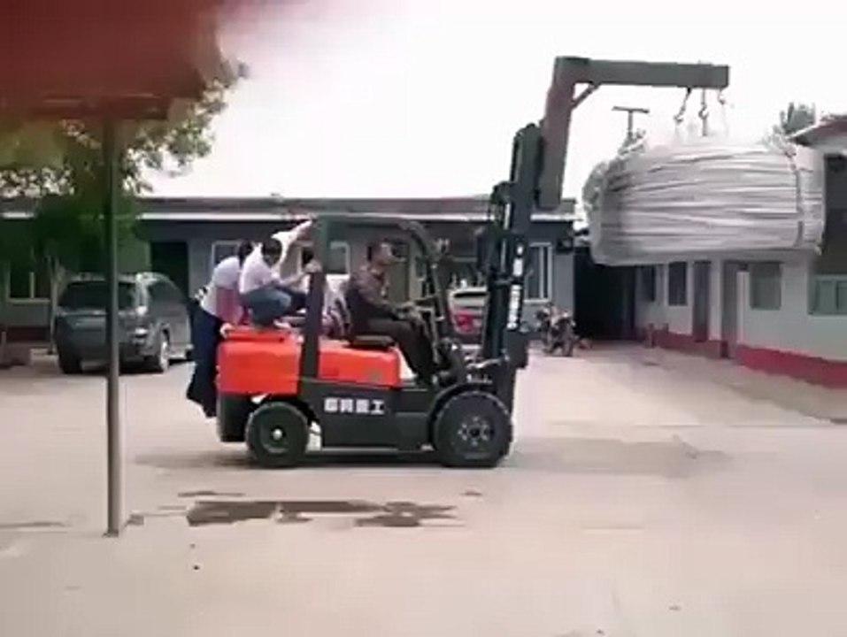 Unloding fail by a lifter