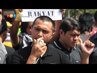 Only a handful turn up for anti-Zahid rally
