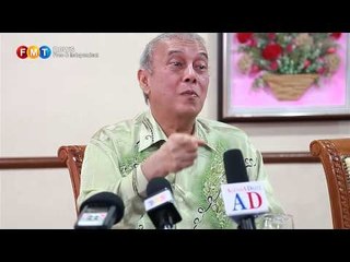 'Blank cheque offered to retract sex allegations'