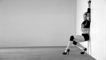 Madonna Girl Gone Wild - B-Roll 'Box' - Set Leaked Video