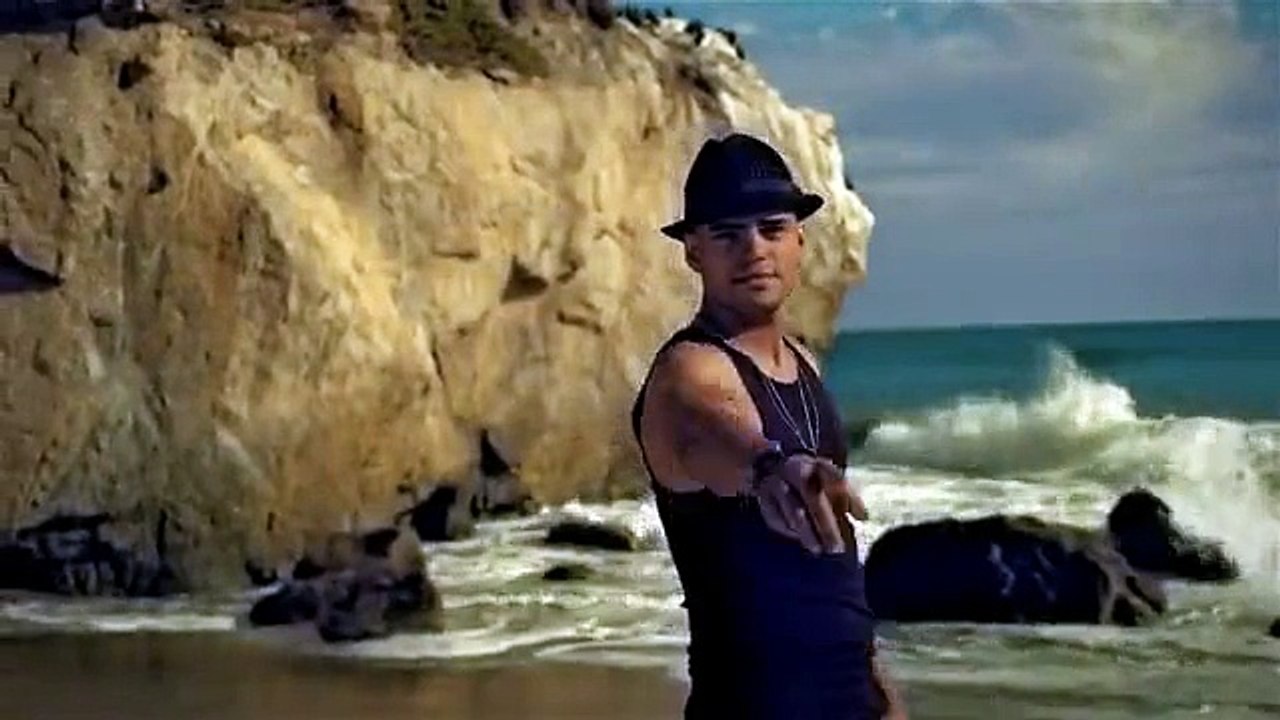 Suavemente - Kiss Me - Pitbull, Mohombi, Nayer