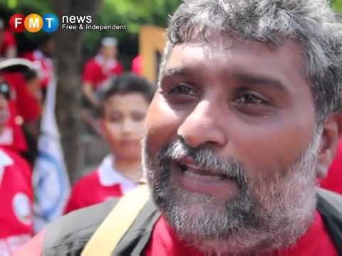 Workers march against low minimum wage