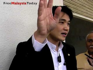 Raid on PKR HQ aborted due to warrant glitch