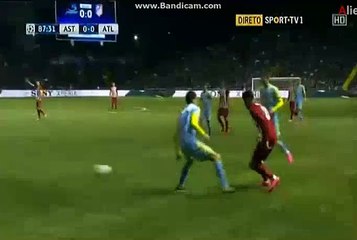 Jackson Martinez Get Injored Astana vs Atletico 0-0  3.11.2015
